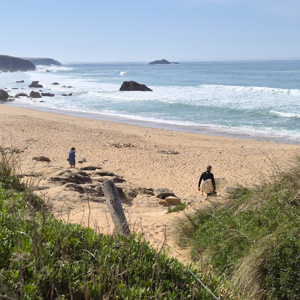 Surf sur la côté sauvage de St Pierre Quiberon