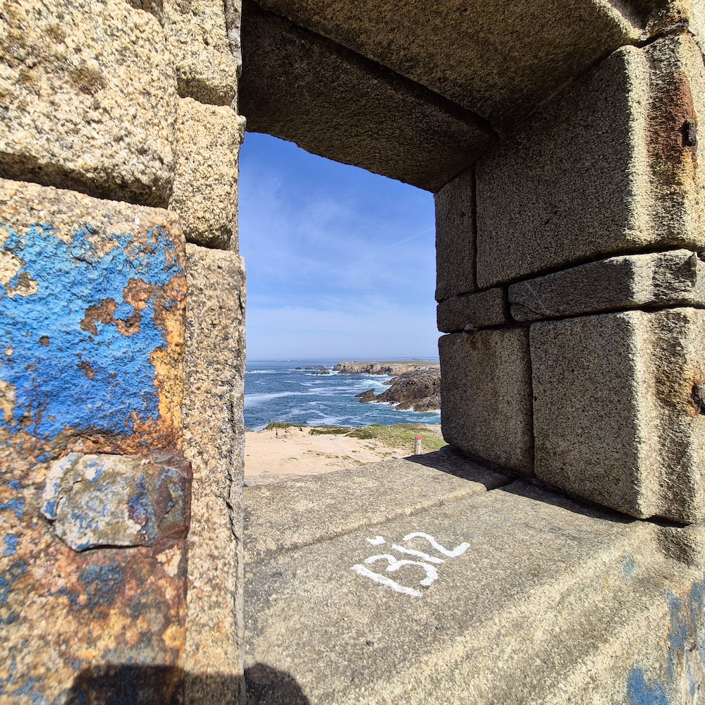 Fenêtre sur la côte sauvage de St Pierre Quiberon